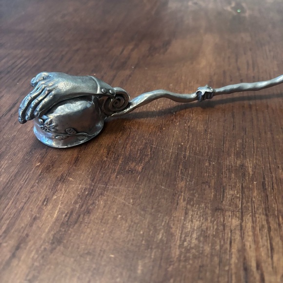 Solid Pewter Fairy Butlers Hand‎ Candle Snuffer - Picture 4 of 5